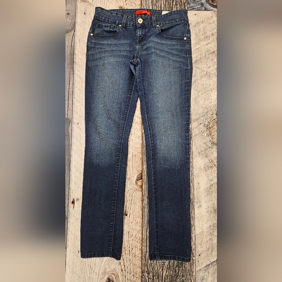 Guess Jeans Medium Rise Skinny Sarah Fit Distressed Women's Size 29 - Picture 1 of 10